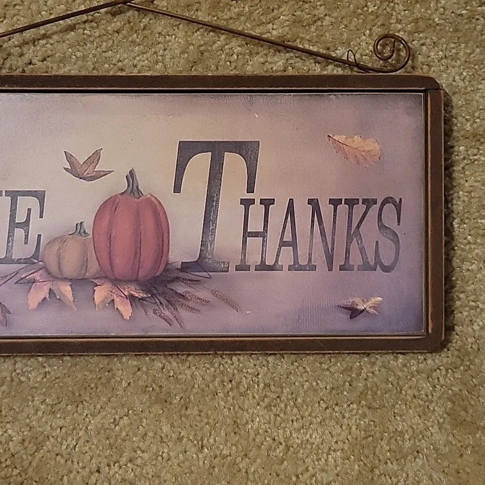 Home decor - Picture 3 of 5